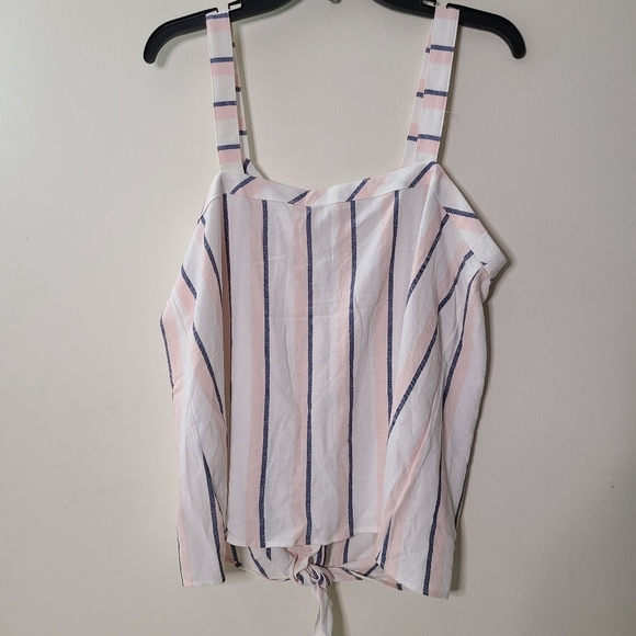 Reitman's pink and white button down tank top - Picture 3 of 7